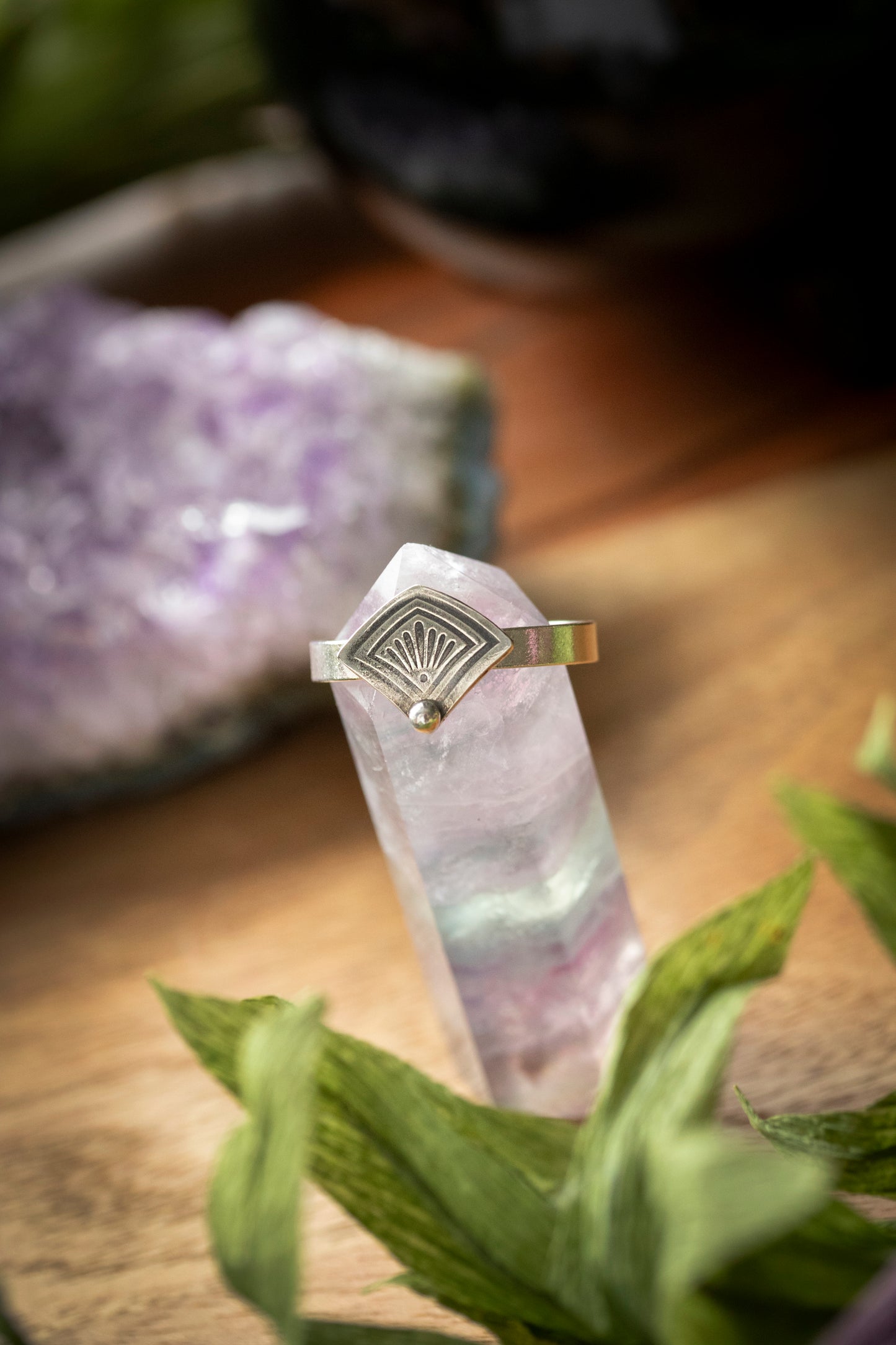 Silver fan ring