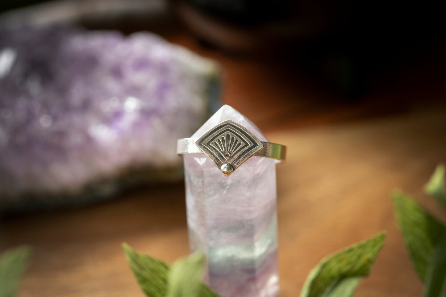 Silver fan ring